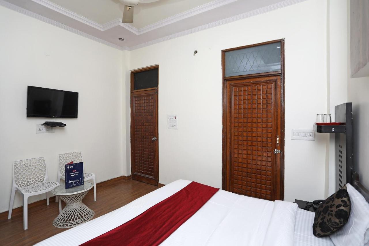 โอโย 3814 สเตย์ เดอะ คาสเซิล Hotel นิวเดลี ภายนอก รูปภาพ